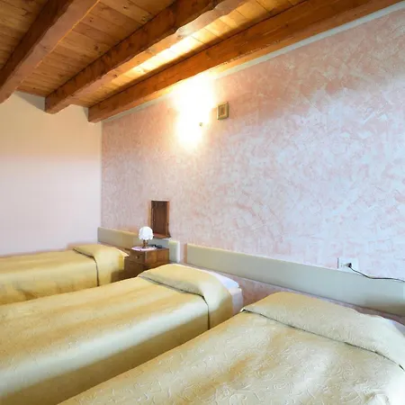 1 Bedroom In Apartament Loiano