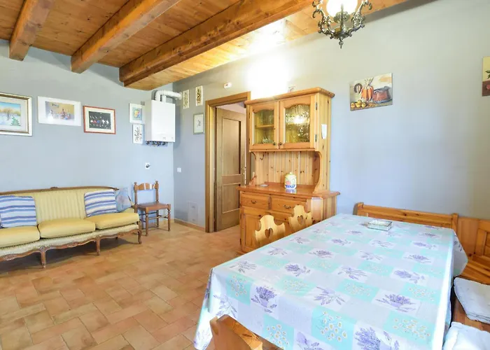 1 Bedroom In Daire Loiano